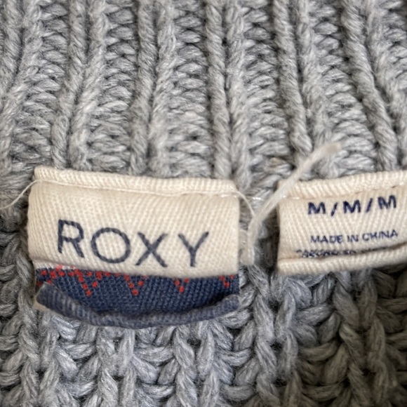 Roxy Cropped Gray Sweater Juniors Size Medium - Picture 3 of 5